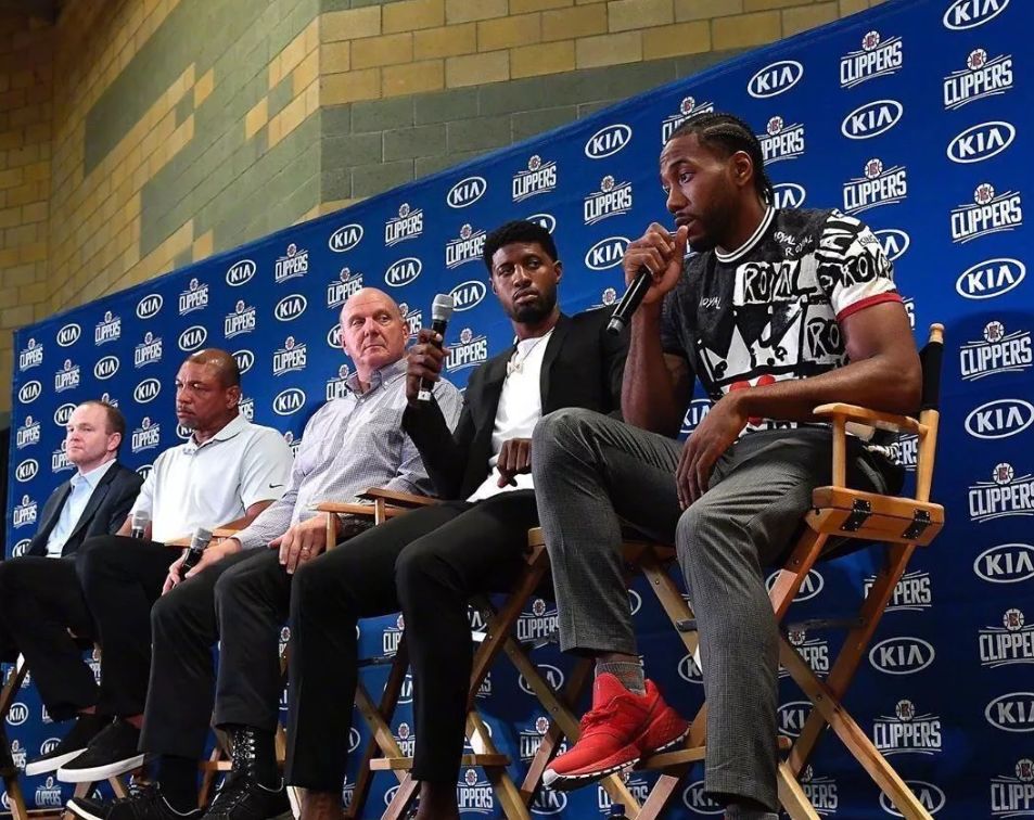 抓住对手的 抓住对手的