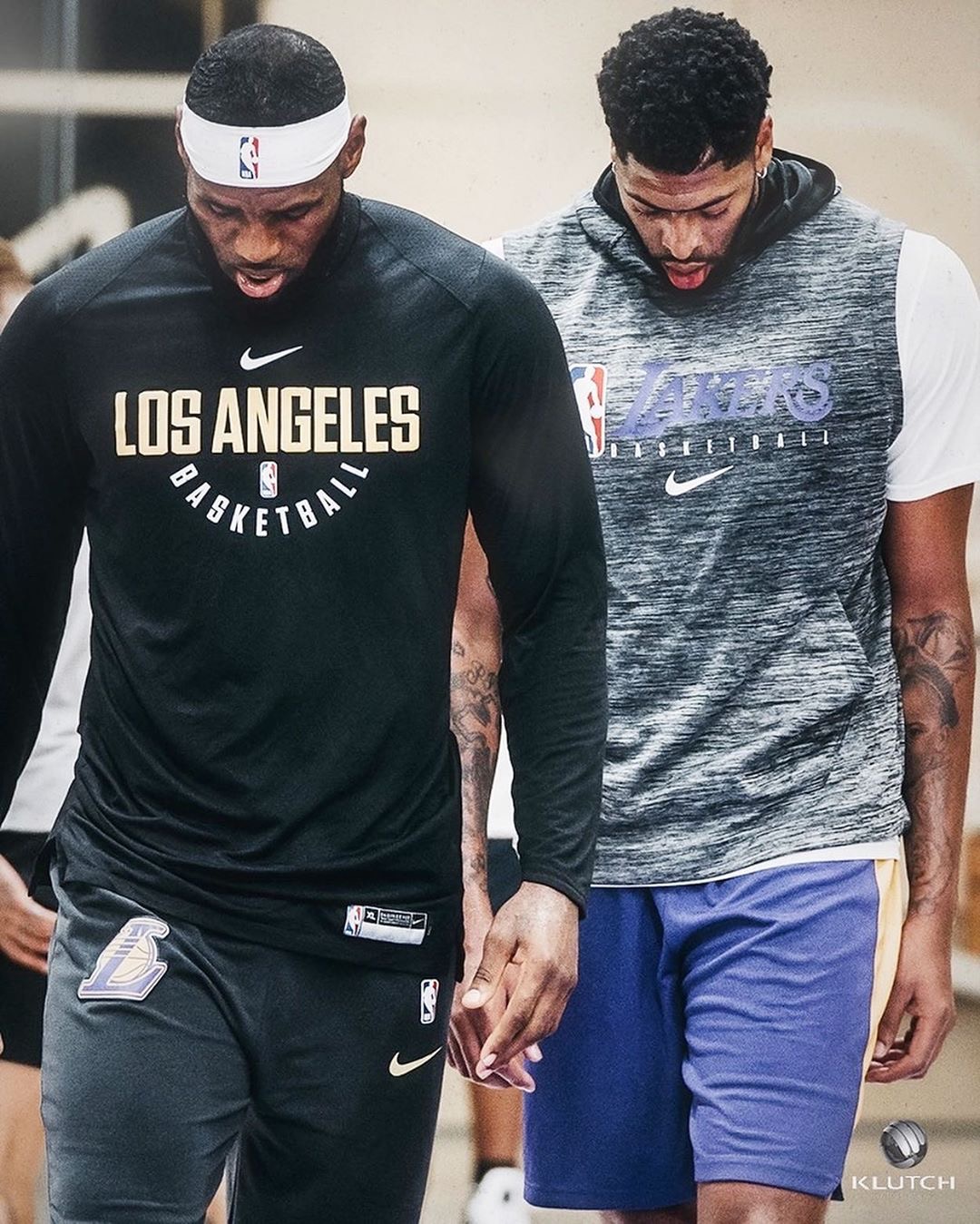 边翼卫回撤 边翼卫回撤